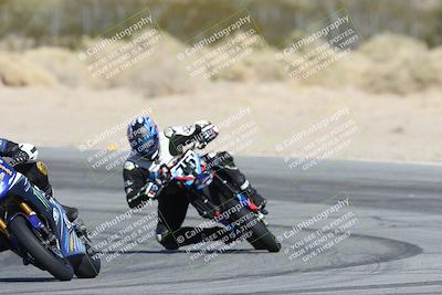 media/Dec-07-2025-CVMA (Sun) [[3e7d2de5dc]]/Race 7-Formula Lightweight Twins Shootout/